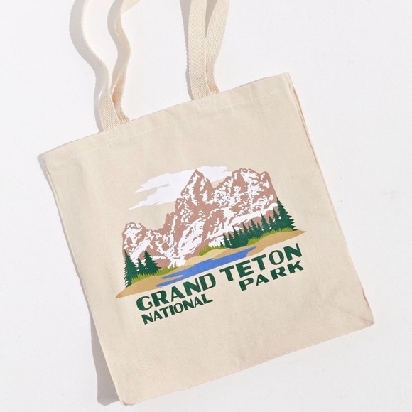Urban Outfitters Grand Teton National Park Tote Bag NWT - Picture 1 of 9